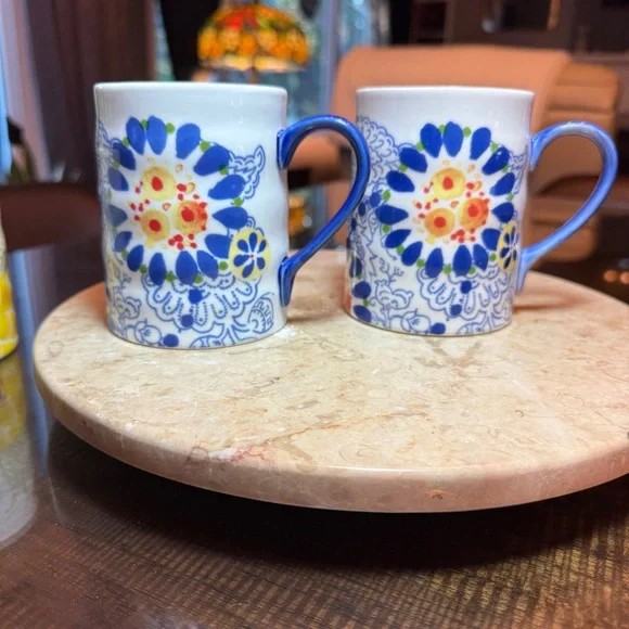 Anthropologie Biscuit Floral Ceramic Mugs Coffee Tea Set Of 4; 2 Yellow 2 Blue - Picture 4 of 9